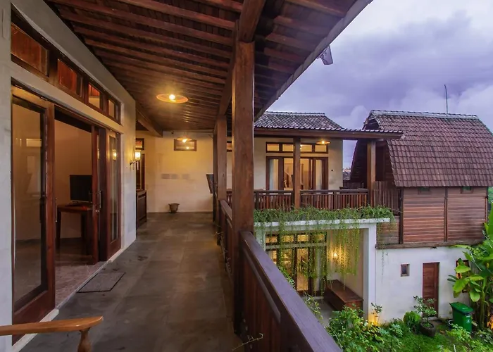 فندق Graha Petulu By Genuinehost 4*
